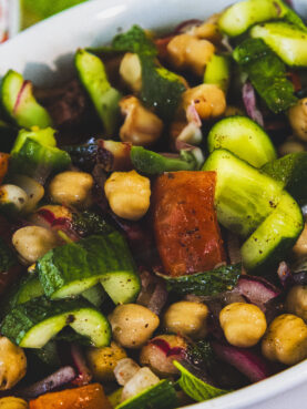 Mediterranean Tomato and Chickpea Salad